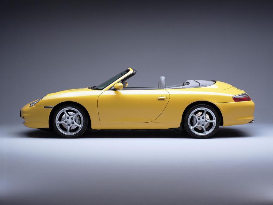  Porsche 911 Carrera 4 Cabriolet 2001 года  (фото 2 из 5)